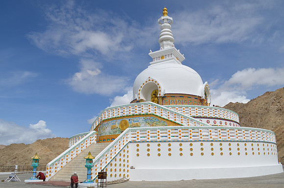 Shanti Stupa