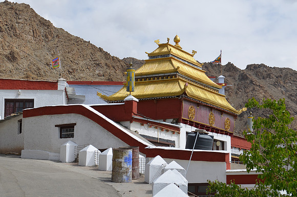 Shanti Stupa